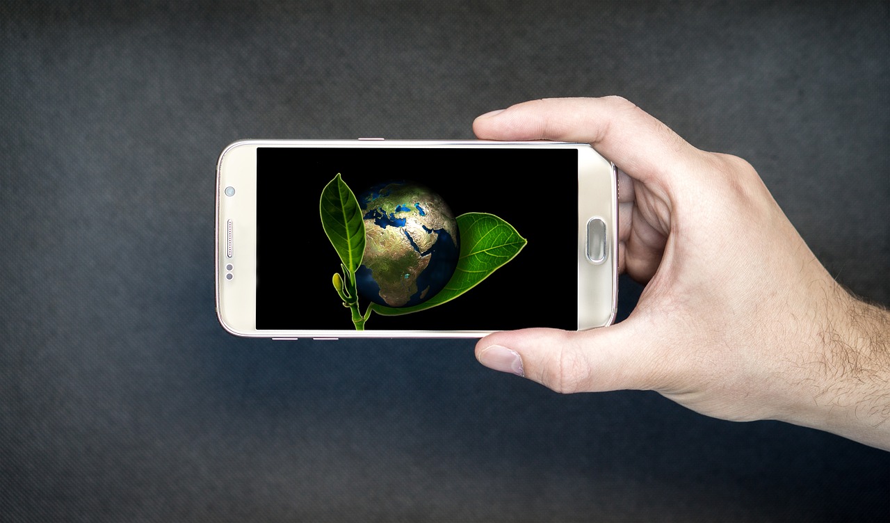 smartphone 7 Eco-Friendly Apps to Fight Climate Change